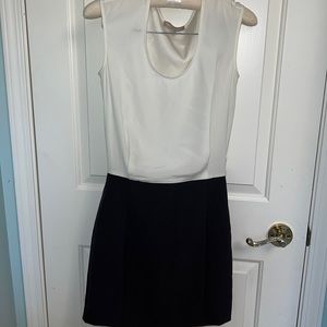 Classic Banana Republic Black and White Dress, size 2, worn once